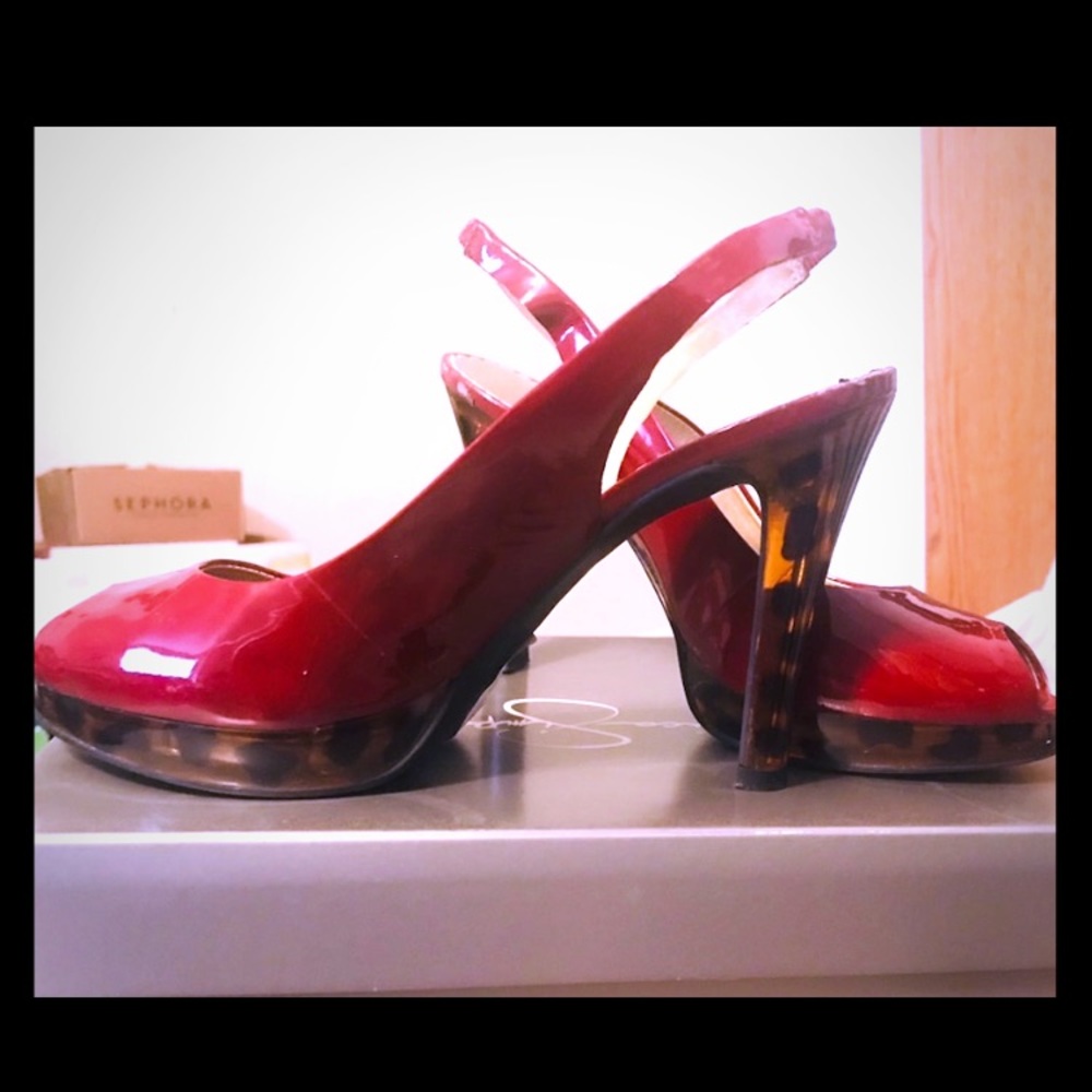 Jessica Simpson Red Pat Lthr Sandal w Leopard Heel